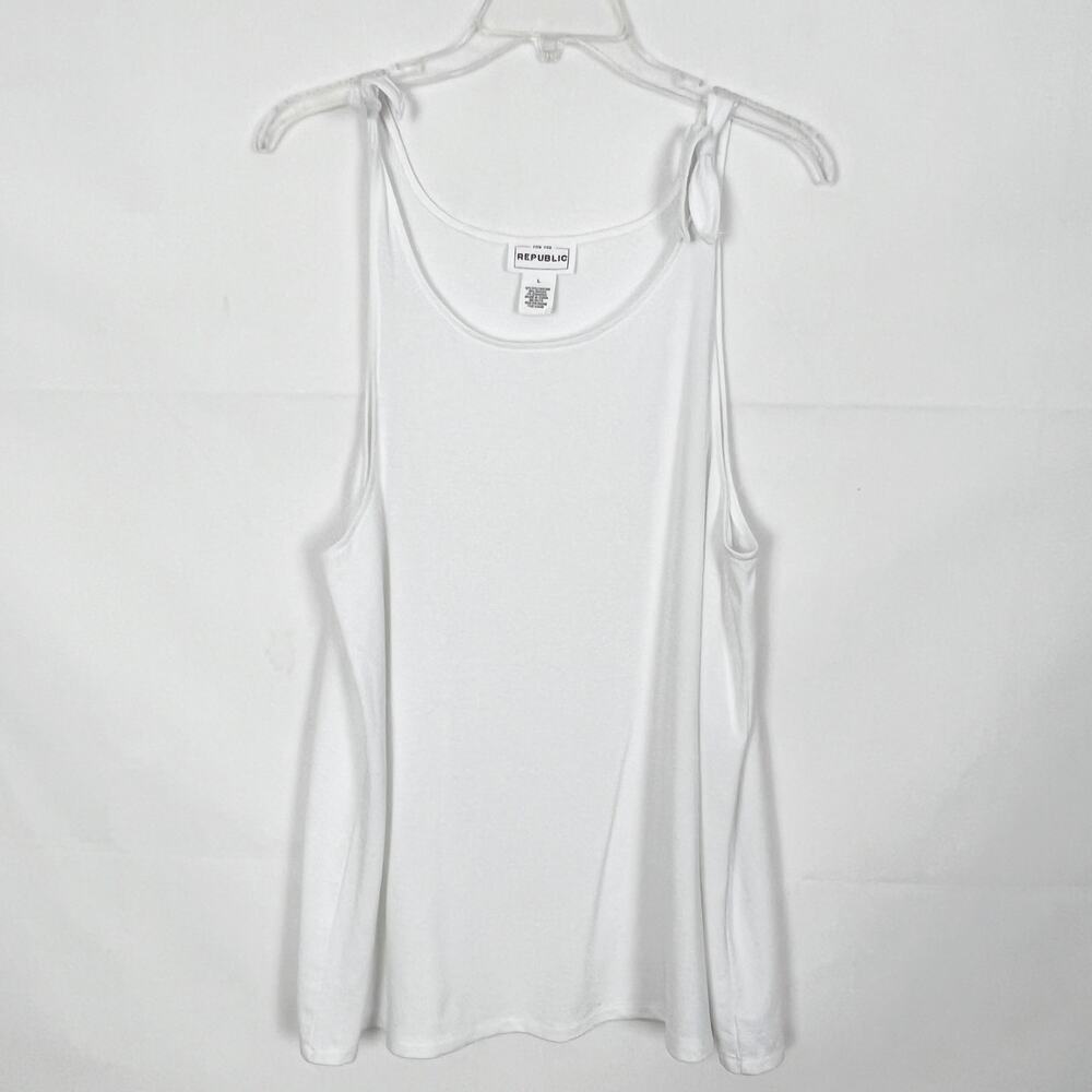 For The Republic White Scoop Neck Tank Top